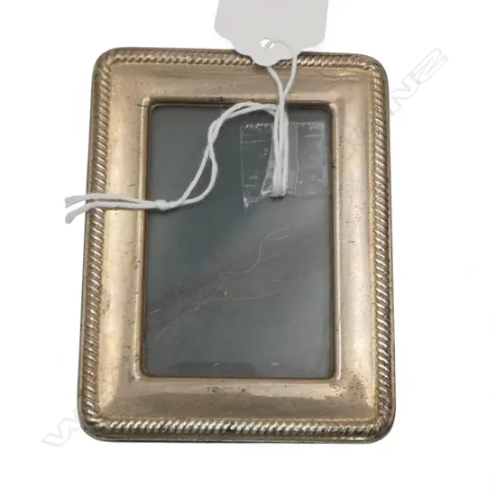 SMALL SILVER PHOTO FRAME dark velvet strut back 85 x 65mm