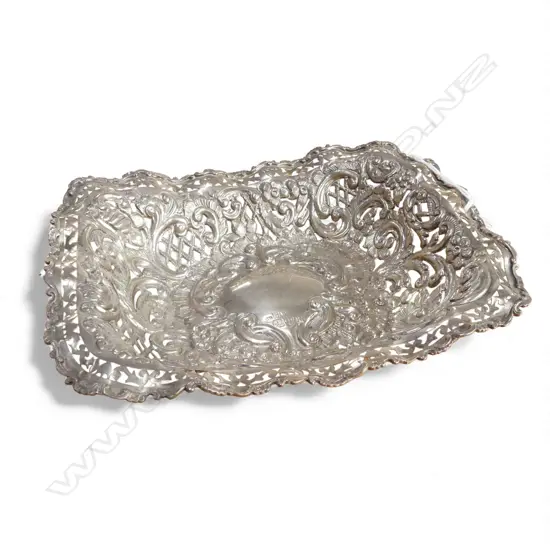STG SILVER DISH, CHESTER 1900 160x200mm 168gms
