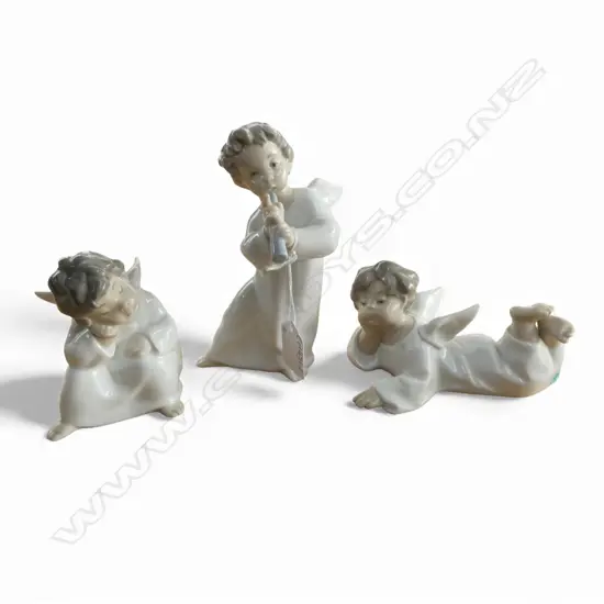 3 LLADRO ANGEL; #4539, 4541 & UNNUMBERED H.170mm