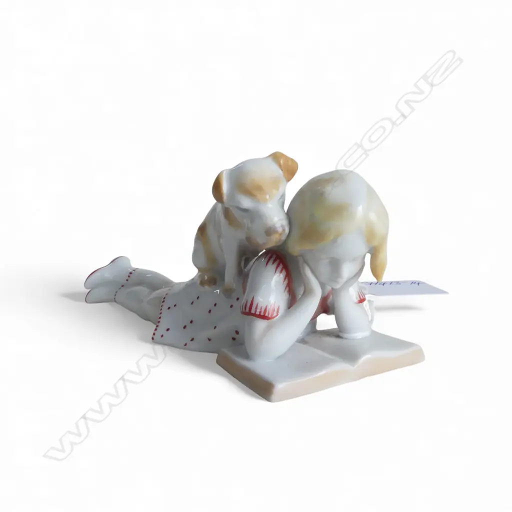 1960's Kunstporzellan porcelain girl reading with dog to her back L.125mm Image 1++