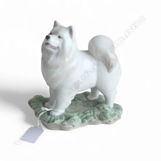 LLADRO #8143 'THE DOG ZODIAC' H.150mm