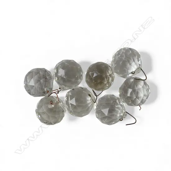 EIGHT VINTAGE QUALITY FACET CUT CRYSTAL BALLS WITH HANGERS, D.40MM