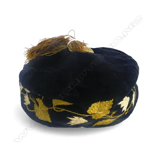 GENUINE OLD VICTORIAN SMOKERS CAP LATE 19THC 