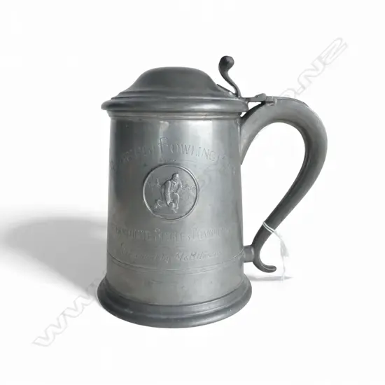 WALKER & HALL HOWARD PEWTER TROPHY TANKARD  'MAIRANGI BOWLING CLUB' H.190mm