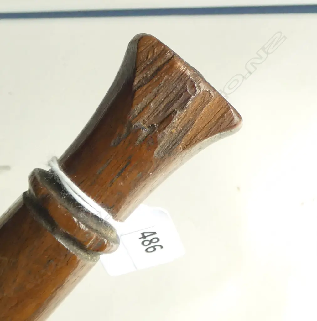 GOOD GURKHA KUKRI BLADE IN LEATHER SHEATH with small pocket and pouch of asst. hairs L.450mm Image 1++