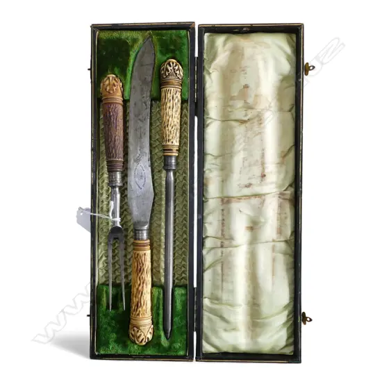 3 PCE VICTORIAN CARVING SET w. STG SILVER TRIM, CASED L.405mm