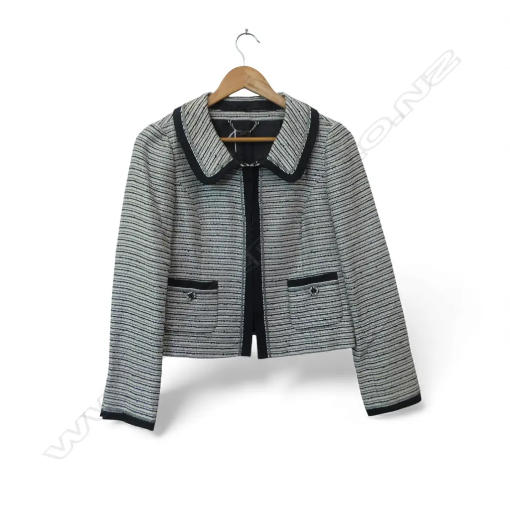 LADIES VINTAGE 'ELLE' JACKET, SIZE 8, unworn condition Image 1++