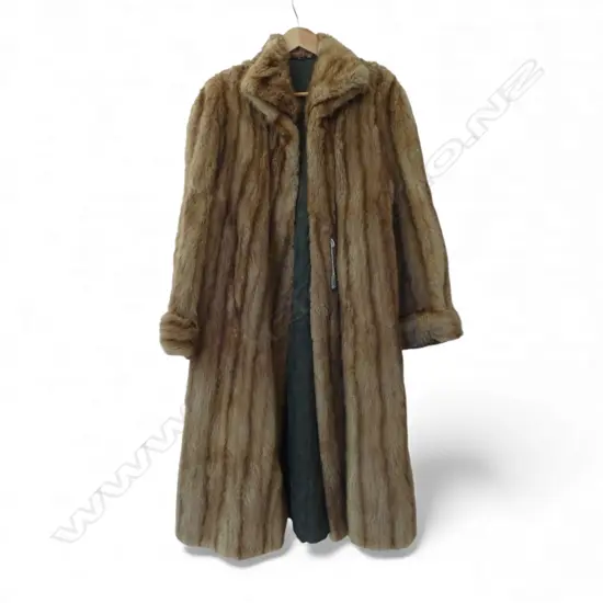 VINTAGE FUR COAT - some wear