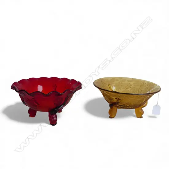 2 COLOURED GLASS BOWLS 210mm dia