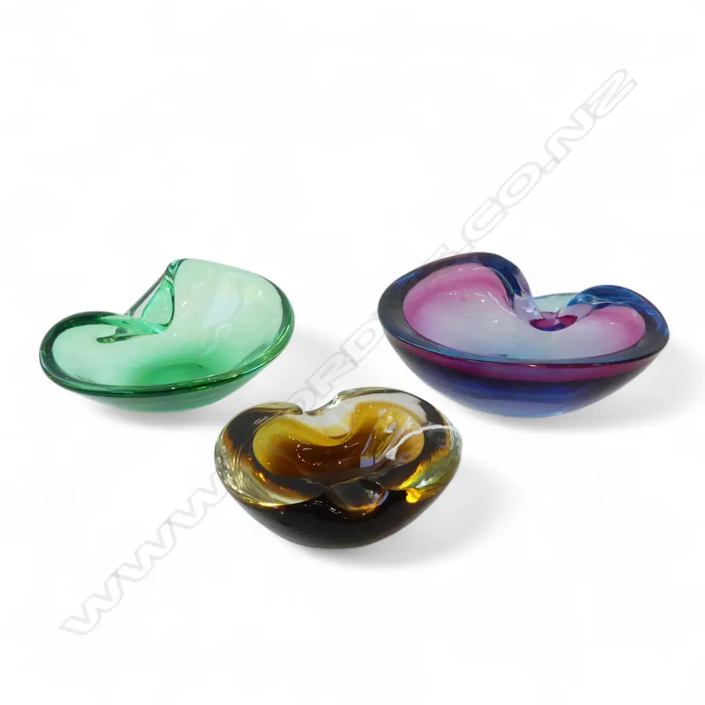 3 MURANO BOWLS W.195mm bruise fault to larger Image 1++