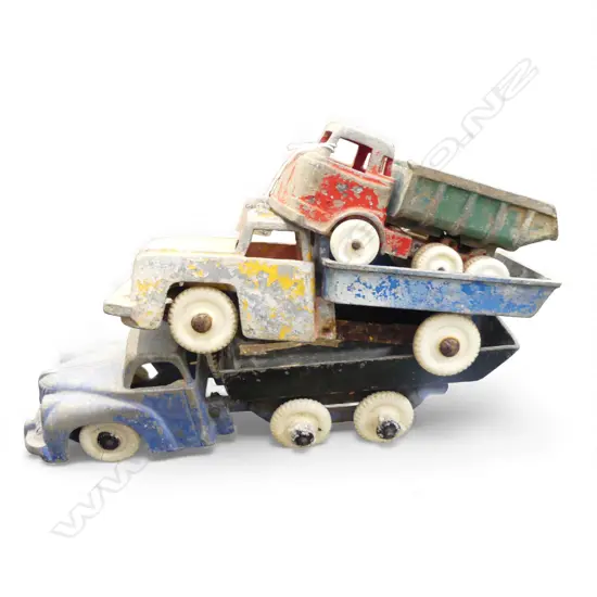 3 x FUN HO! TIP TRUCKS some wear & faults. Longest 340mm