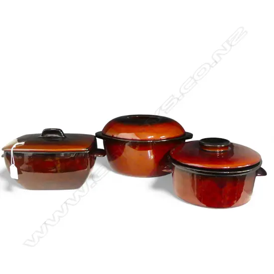 3 MID CENTURY LIDDED OVENWARE COOKING DISHES L280MM
