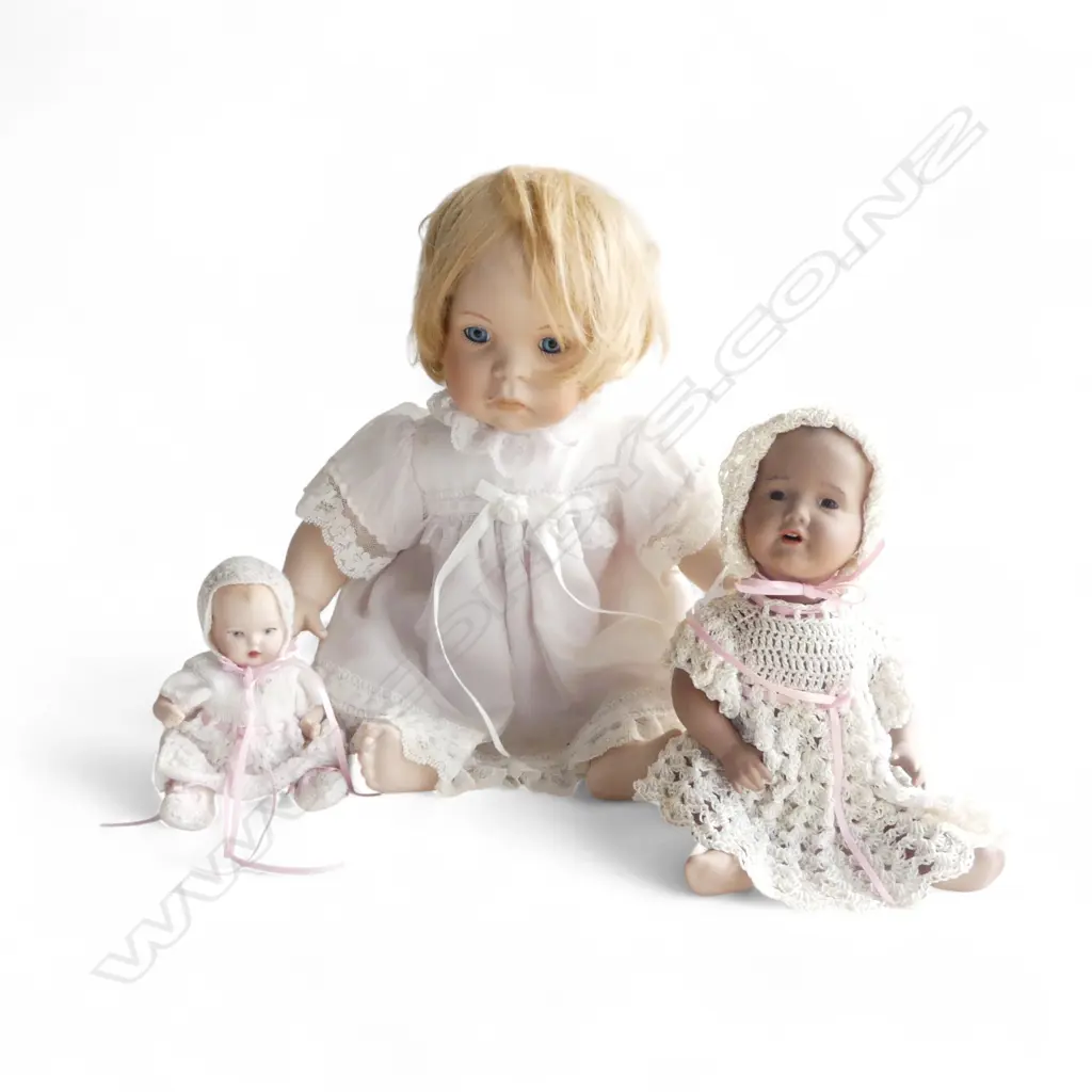 3 VINTAGE CHINA BABY DOLLS H250MM TALLEST Image 1++