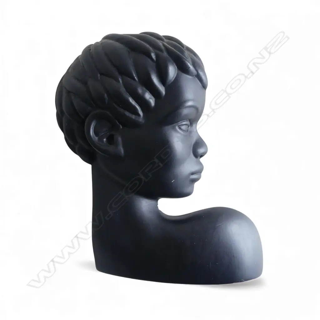 VINTAGE PLASTER FIGURAL SILOETTE WALL PLAQUE H270MM Image 1++