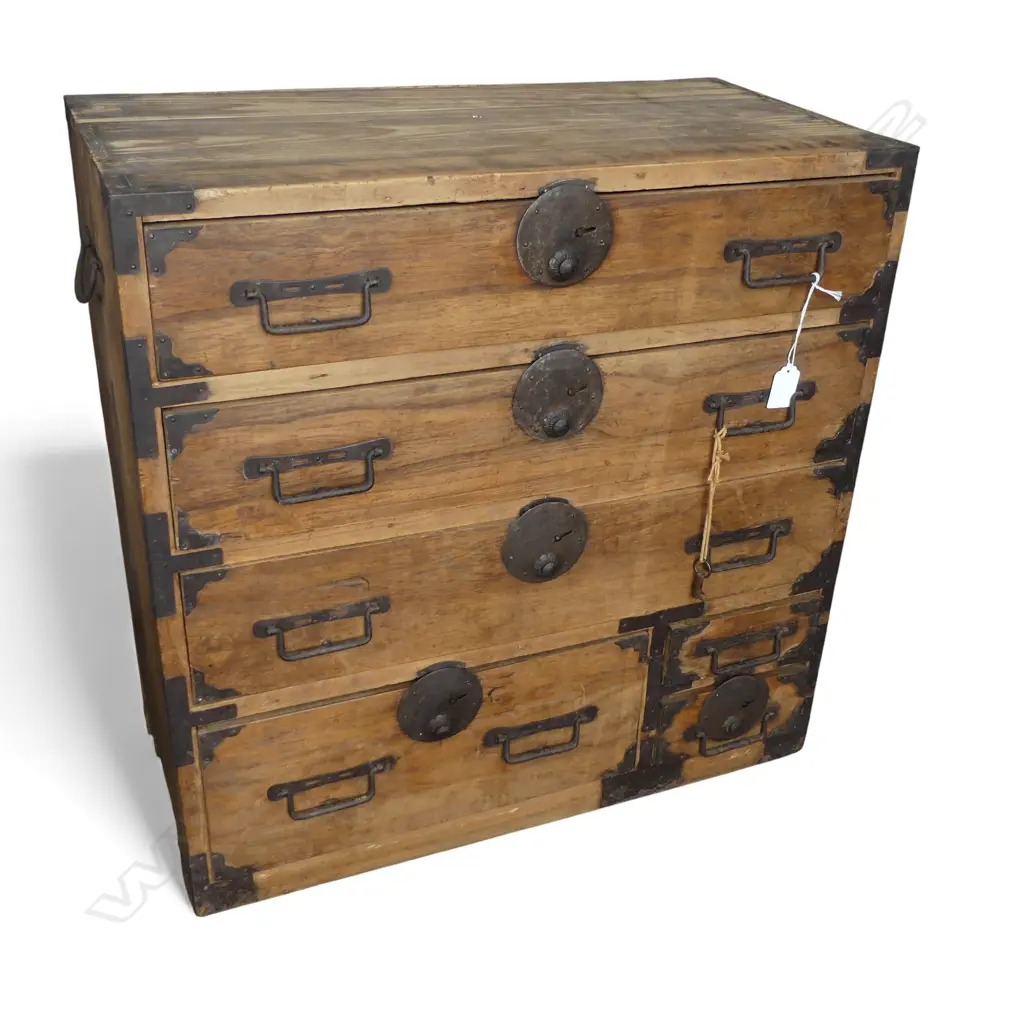 Vintage small Japanese collector's chest early 20thC 6 drawer H.575mm Image 1++