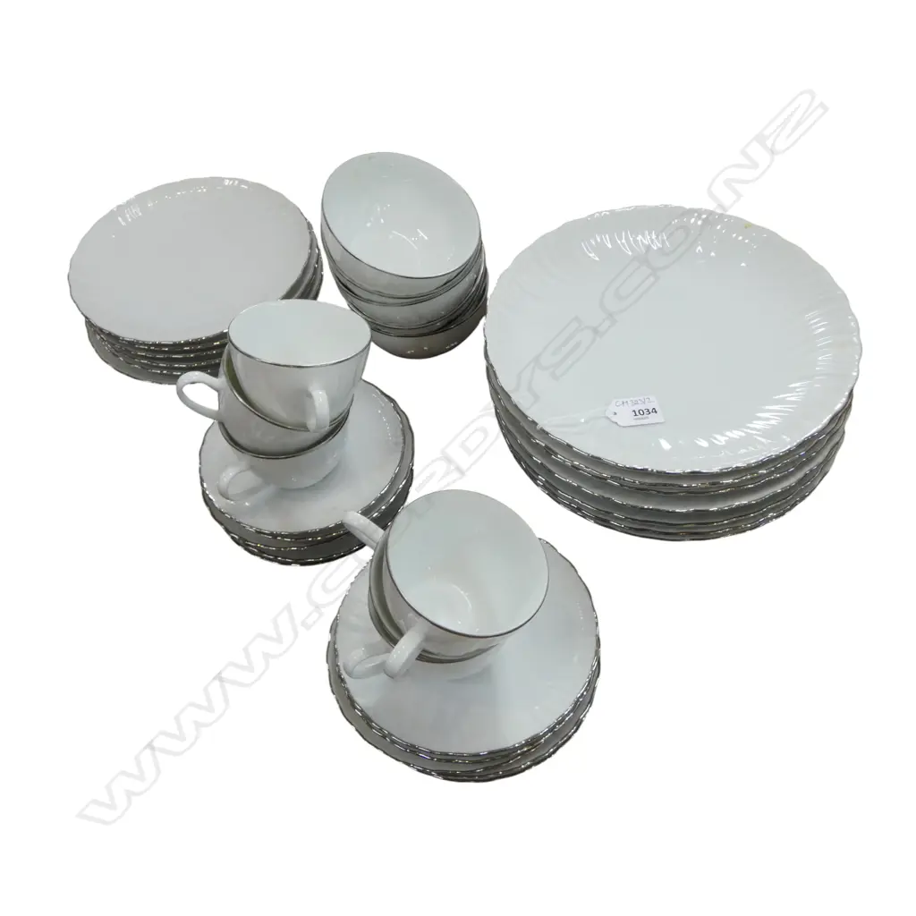 TIRSCHENREUTH GERMANY PART DINNER SET Image 1++