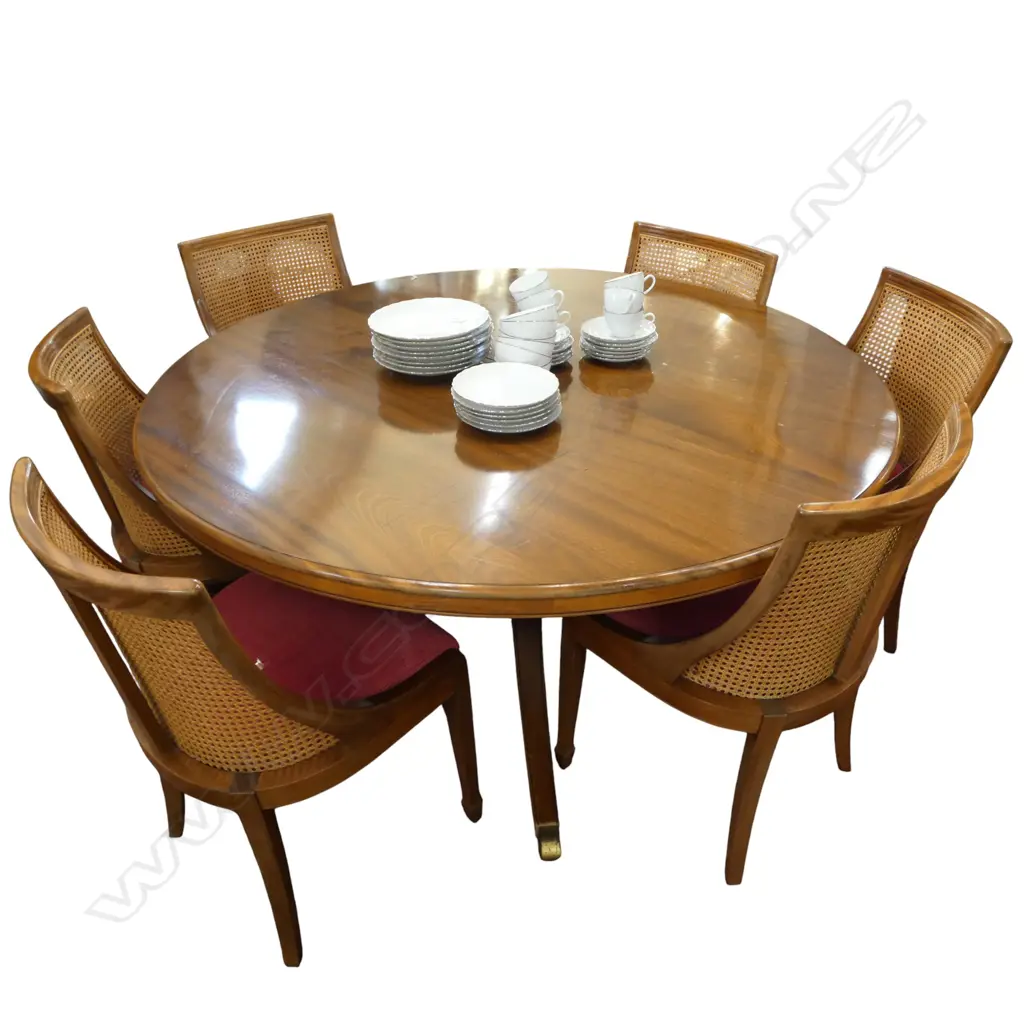 MAHOGANY PEDESTAL DINING TABLE 1525mm dia & 6 CHAIRS Image 1++