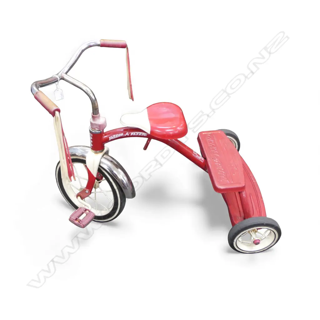 VINTAGE CHILDS TRIKE Image 1++