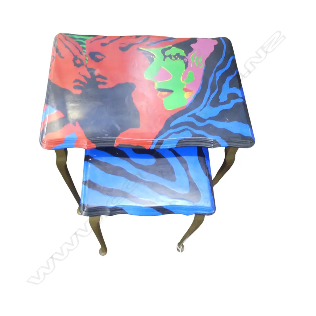 A PAIR OF HAND PAINTED NESTING TABLES 530mm AND 460 mm Image 1++