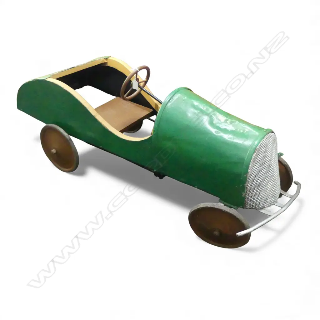 VINTAGE CHILDS PEDAL CAR L1170MM Image 1++