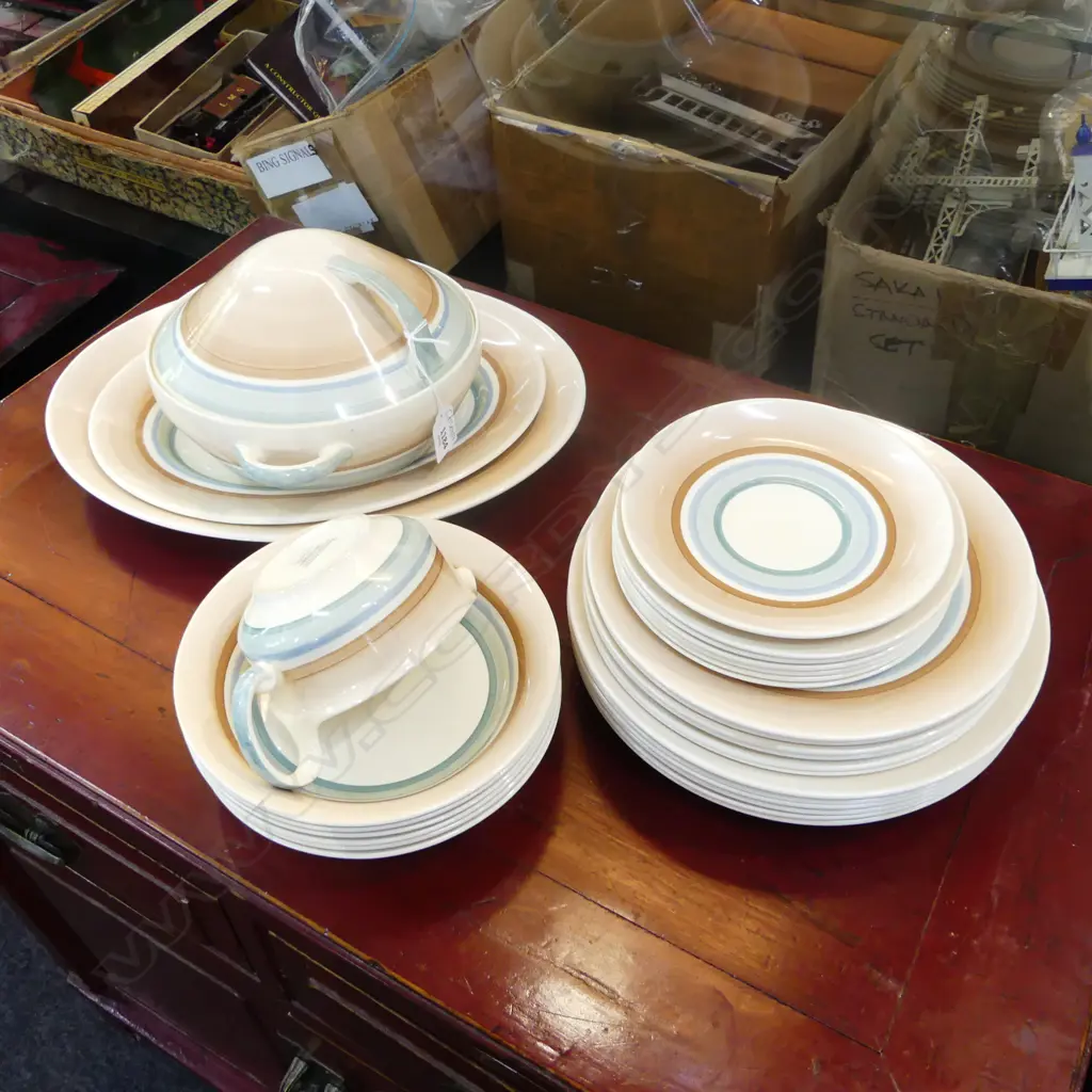 SUSIE COOPER DINNERS SET Image 1++
