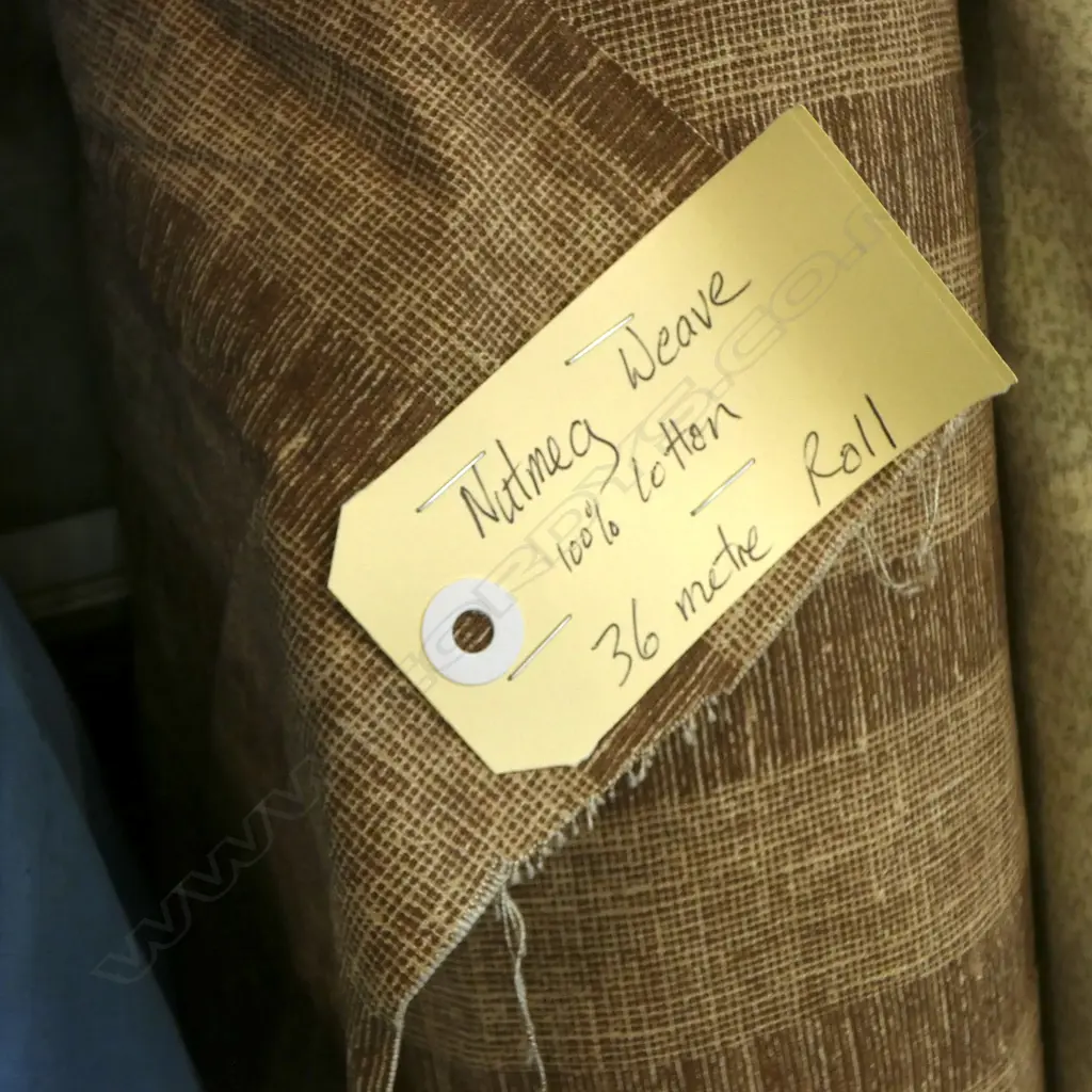 FABRIC BOLT: 'NUTMEG' COTTON 36m roll Image 1++