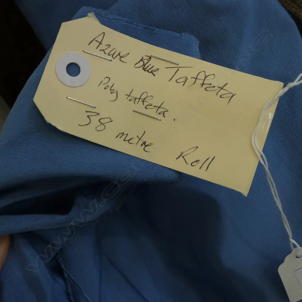 FABRIC BOLT: AZURE BLUE POLY TAFFETA 38m roll Image 1++
