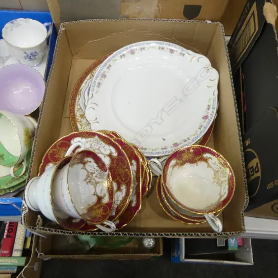 5 SHELLEY CHINA CAKE PLATES & 5 SHELLEY CHINA MATCHING CSPS