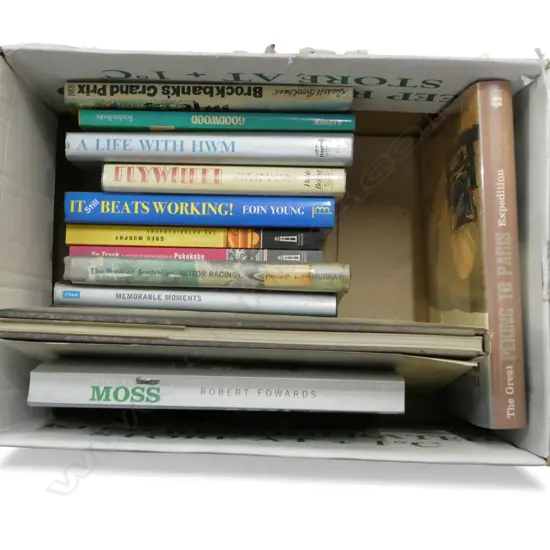 BOX OF BOOKS CLASSIC CARS ETC