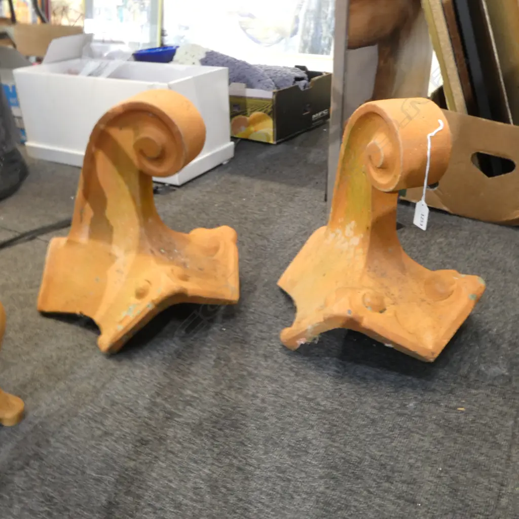 PR TERRACOTTA ROOF FINIALS H.350mm Image 1++