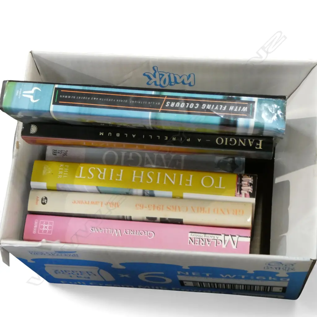 BOX OF BOOKS CLASSIC CARS ETC Image 1++