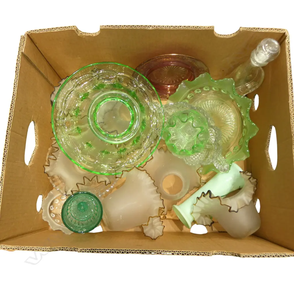ASST.  GLASSWARE INCLUDING URANIUM GLASS Image 1++
