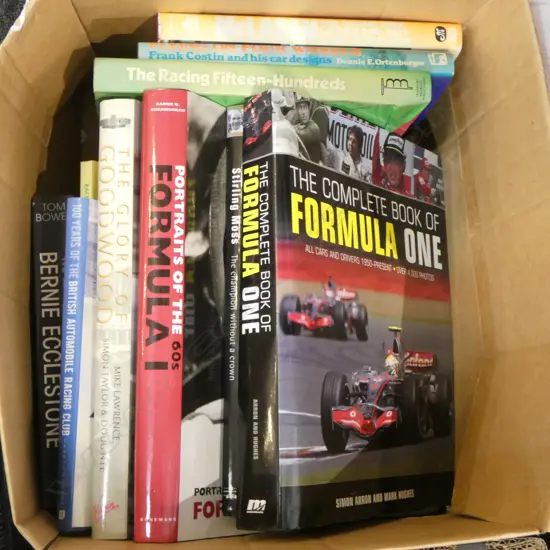 BOX OF BOOKS CLASSIC CARS ETC
