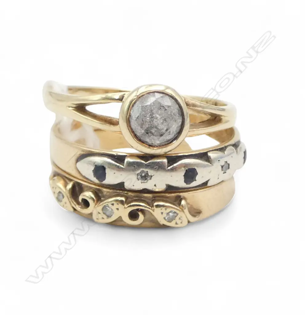 3x  9ct  CZ AND DIAMOND/SAPPHIRE RINGS, 5.68gm SIZE O & P Image 1++