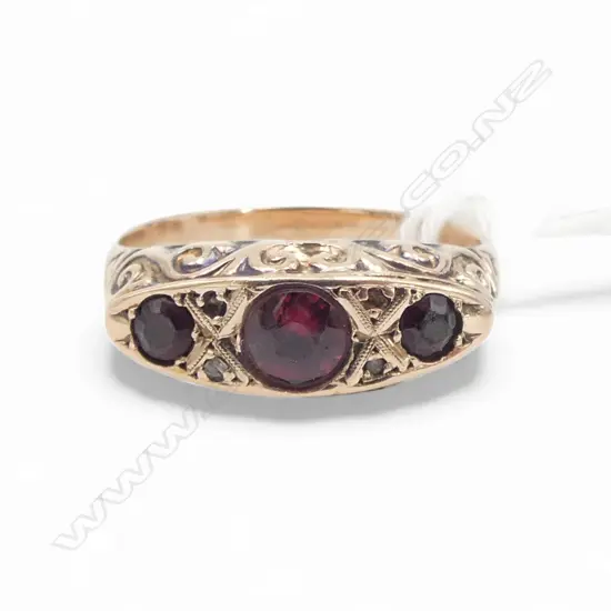 9CT ROSE GOLD AND GARNET RING 2.23gms SIZE N1/2