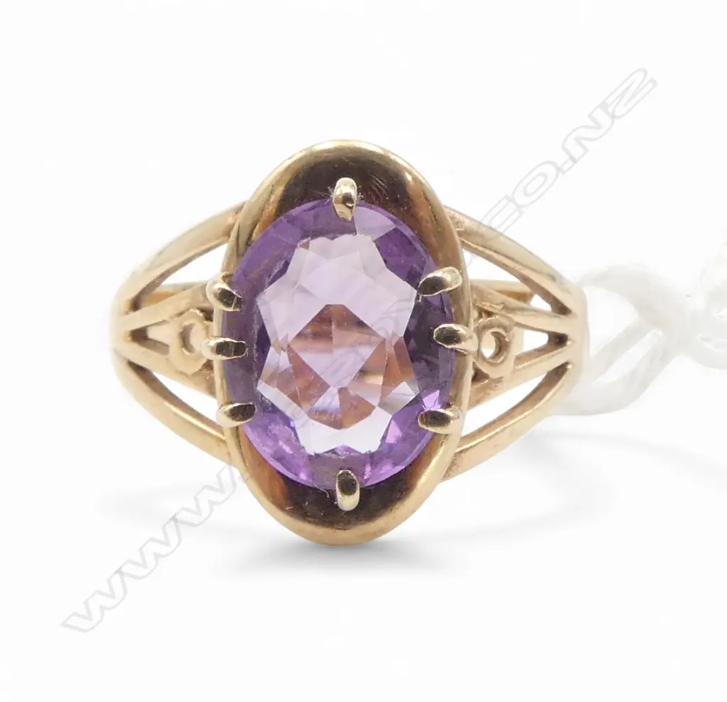 9CT GOLD AND AMETHYST RING 3.07gms SIZE P Image 1++