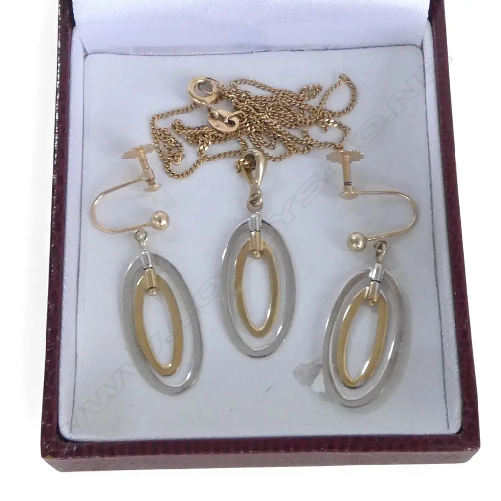 9ct NECKLACE & EARRING SET, 9ct CHAIN, L.390mm, 4.36gm Image 1++