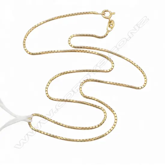 18ct yellow GOLD FINE BOX LINK NECK CHAIN L.410mm 5.9gms