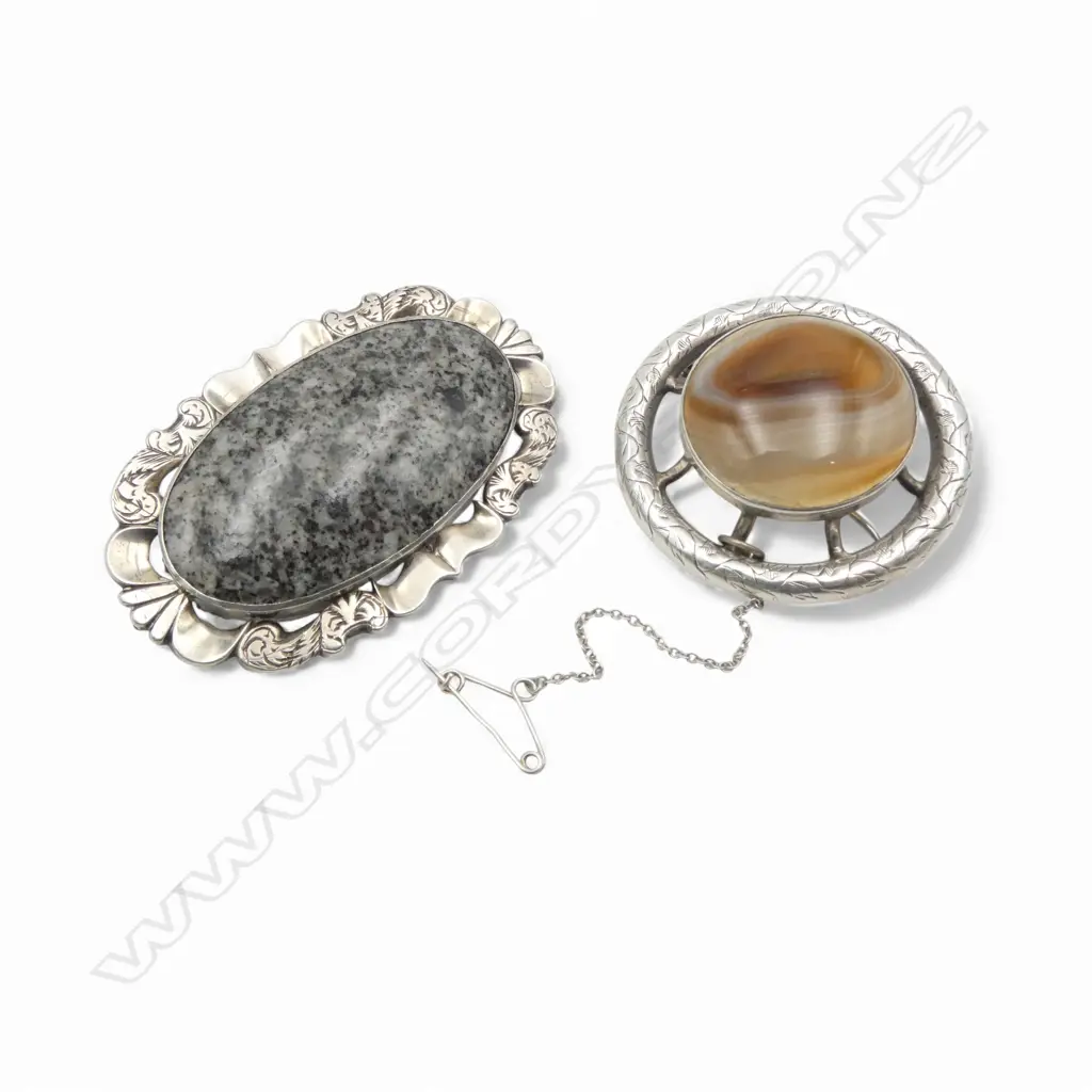 2 vintage Scottish silver & gem set brooches: agate & fine marble ? Image 1++