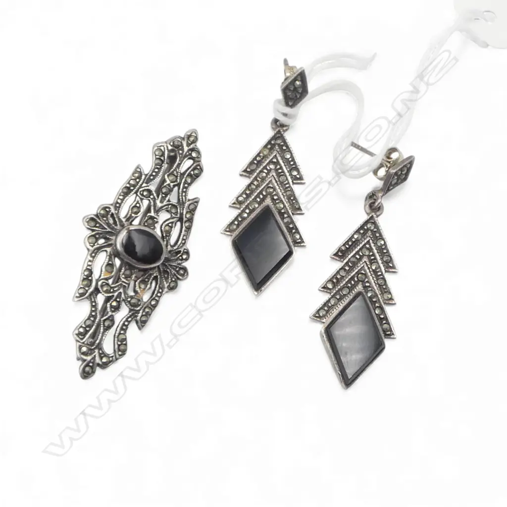 PR SILVER MARCASITE & ONYX DECO STYLE EARRINGS w. MATCHING BROOCH Image 1++