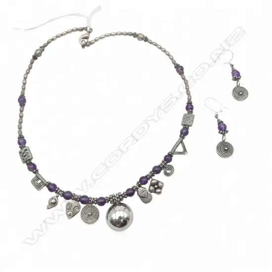 SILVER & AMETHYST NECKLACE & PR MATCHING EARRINGS