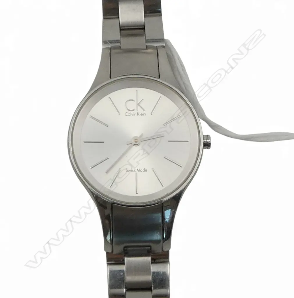 CALVIN KLEIN QUARTZ WRIST WATCH - WORKING, NEW BATTERY Image 1++