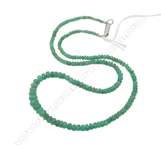 EMERALD BEADED NECKLACE L.430mm w. VALUATION