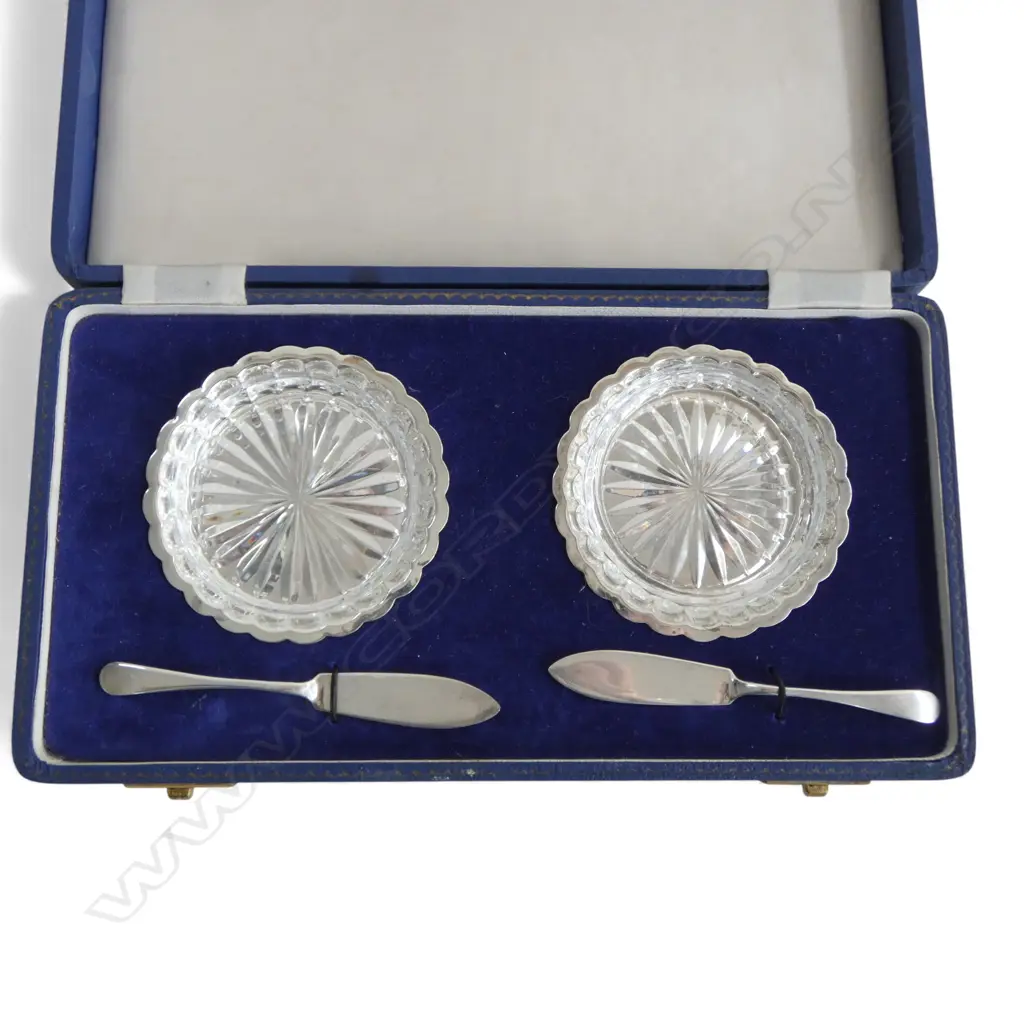 CASED STG SILVER BUTTER SETS, BIRMINGHAM 1994, 99gms Image 1++