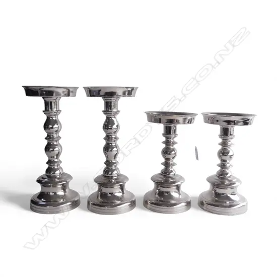 2 PRS SILVER METAL CANDLE HOLDERS H.320 / 255mm