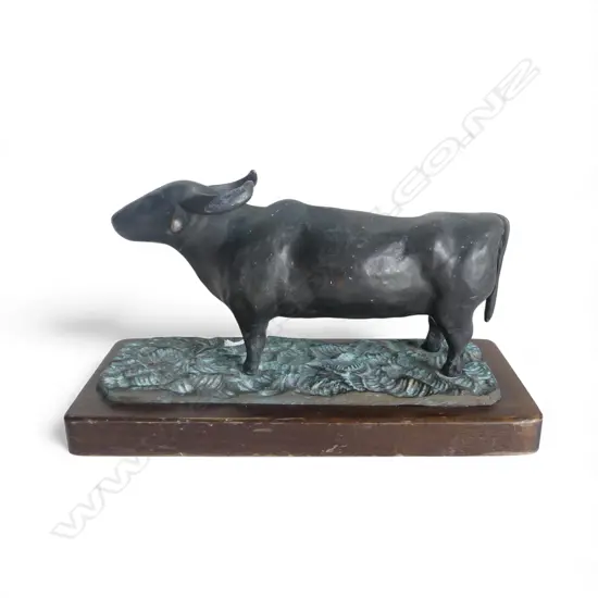 BRONZE HORNED COW L.270mm