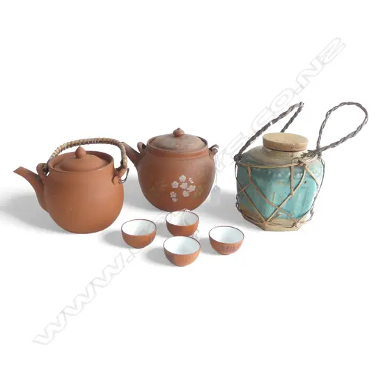 2 ORIENTAL TERRACOTTA TEAPOTS DIA140 & 110 4 CUPS  DIA50MM & CORKED GINGER JAR H110