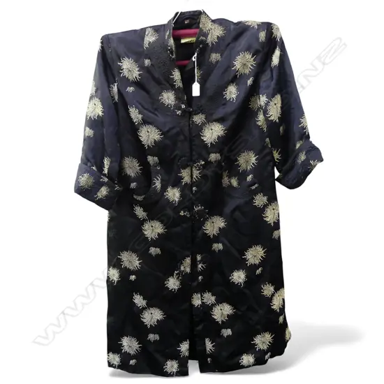 CHINESE VINTAGE BLACK SILK PEONY PAT FULL LENGTH JACKET