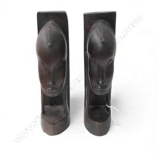 PR HARDWOOD AFRICAN BUST BOOKENDS H.305mm