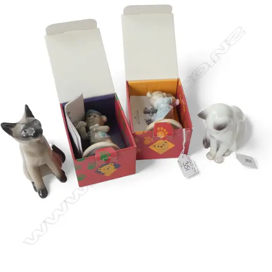 4 PCS BING & GRONDAHL; 2 BOXED BEAR FIGURINES & 2 CATS, H.140mm 